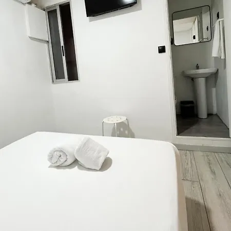 Sleep&Go Hotel Alicante Exterior photo
